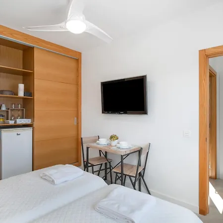 Tranquilidad Entre Volcanes Uga